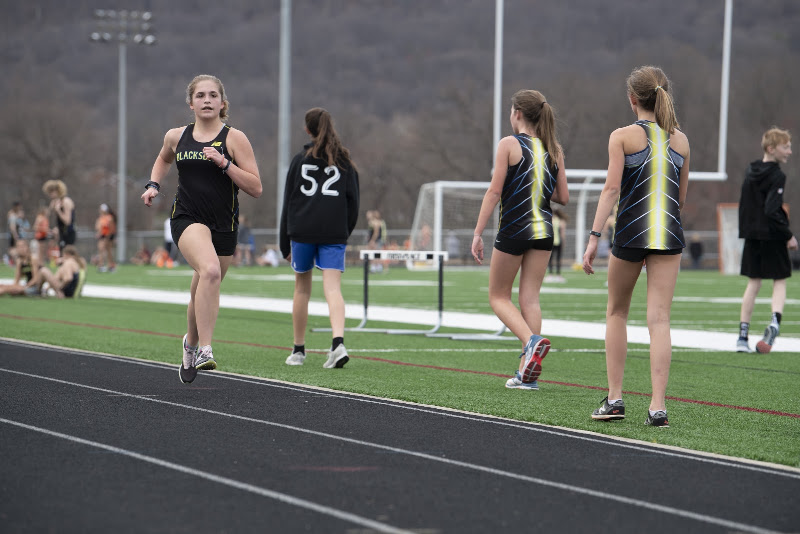 Photo from MS: Track & Field of Sarah Dinkel
