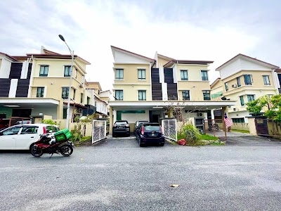 3 Storey Semi-D Taman Tropika 2, Sungai Tangkas Kajang — foto 2/10