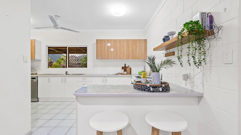 11 Ebony Street, Redlynch - Thumbnail 6