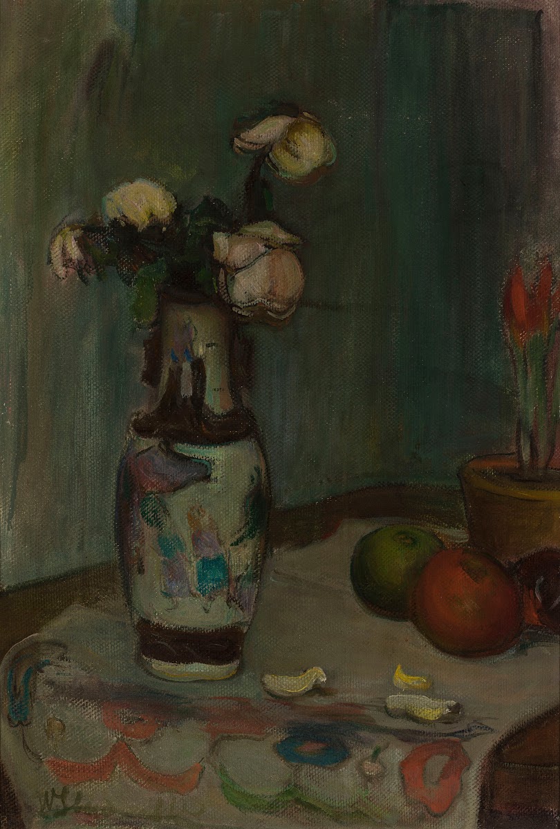 White roses in a vase circa 1903