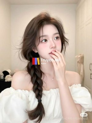 Cô Trần Và Tiệc Cưới Đầy Nỗi Buồn