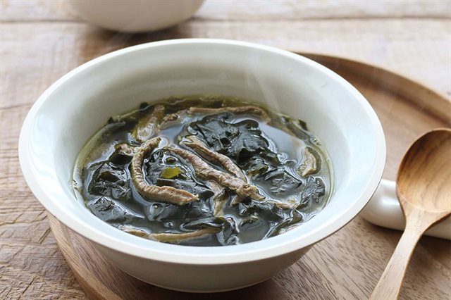 Canh Rong Biển Thịt Bò Hàn