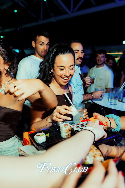 FOMO Club (12).jpg