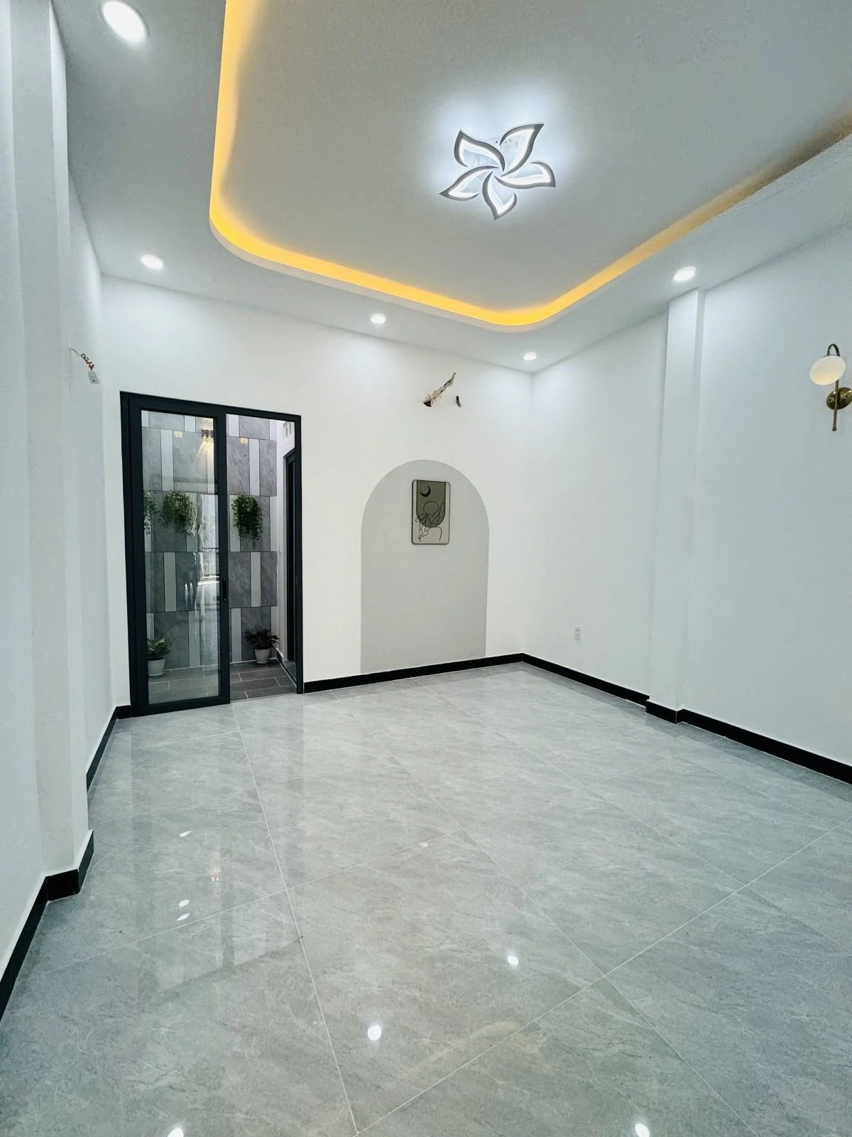 BÁN NHÀ  hẻm xe hơi Tân Kỳ Tân Quý - Gần Ngay Aeon Tân Phú