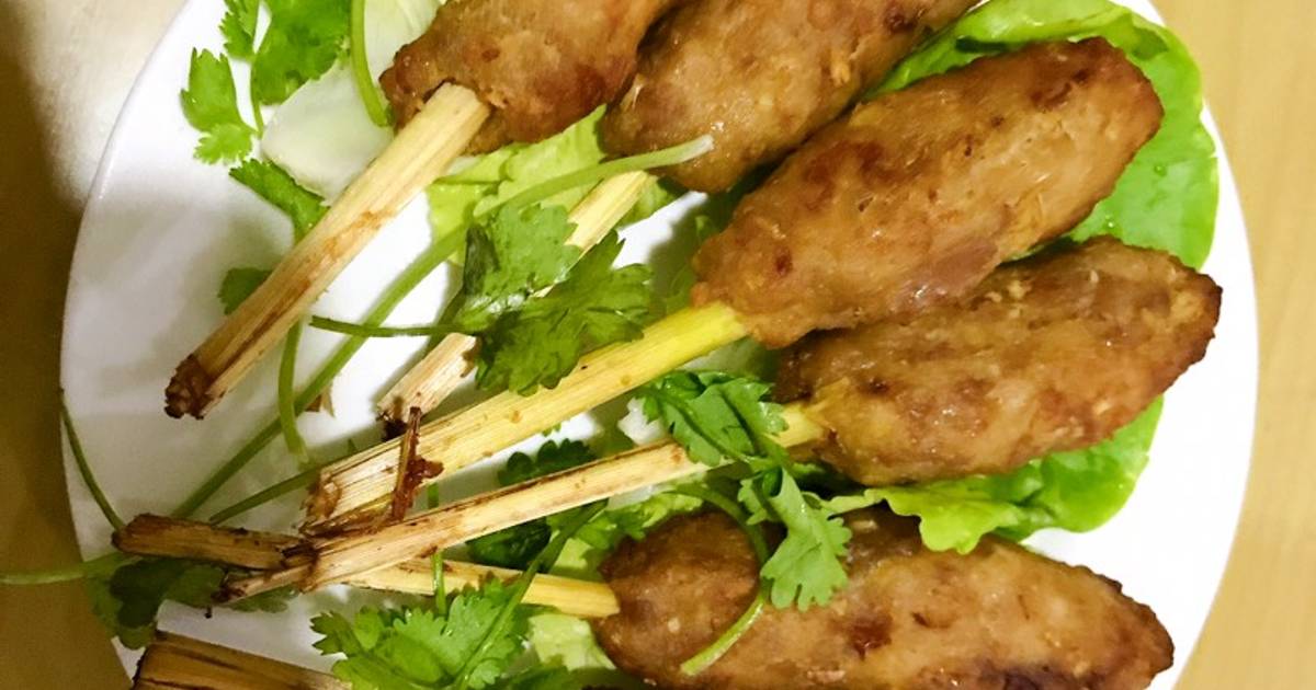 Nem lụi/ Chạo heo bọc sả