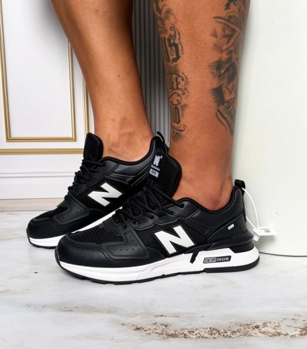 New Balance 999 BN