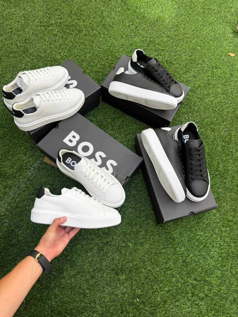 Tenis Hugo Negros