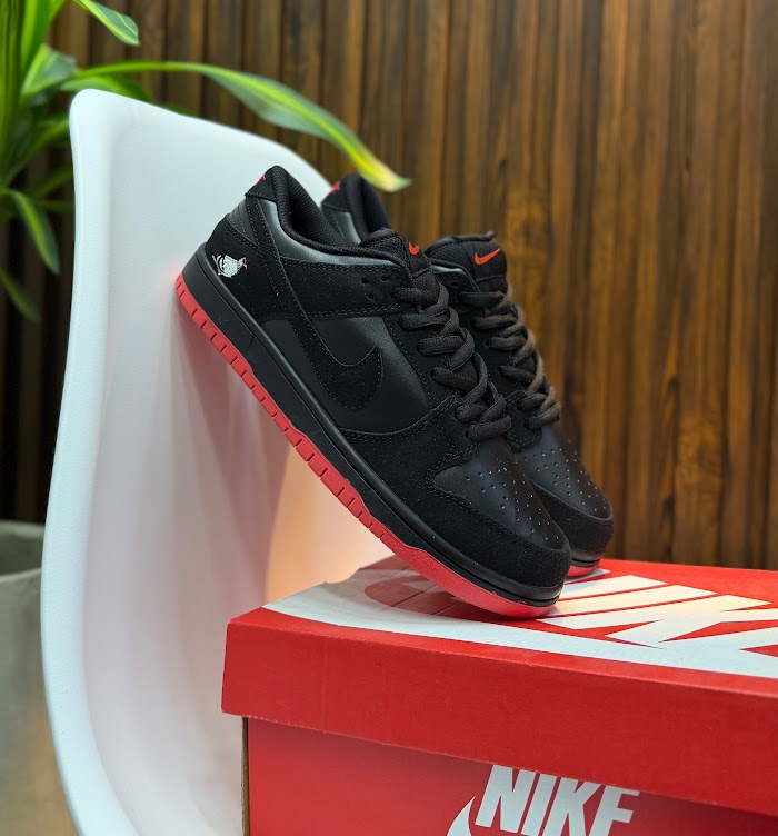 Nike SB Black Pigeon