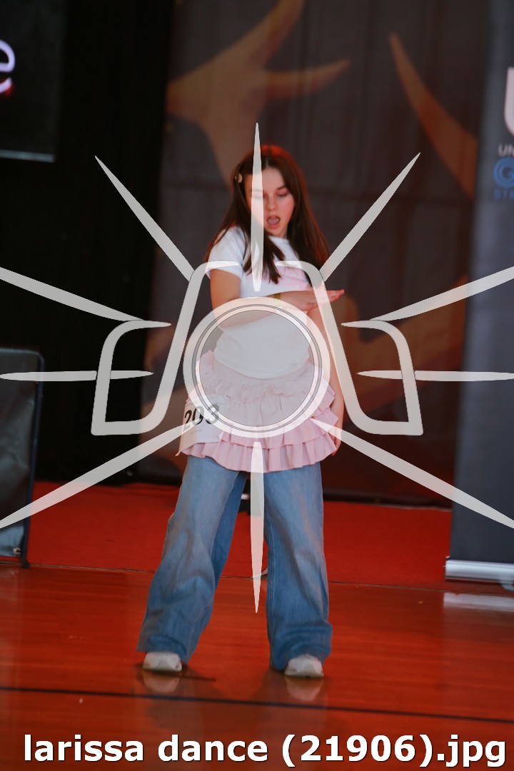 larissa dance (21906).jpg