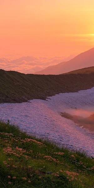 Alpine Snow Valley Sunset 5K Wallpaper Background