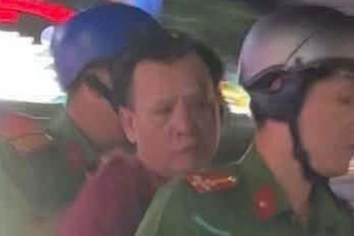 Clip: Bắt giữ nghi phạm sát hại người tình trong phòng trọ ở Tây Ninh - Báo Người Lao Động