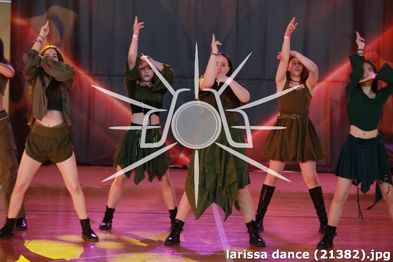 larissa dance (21382).jpg
