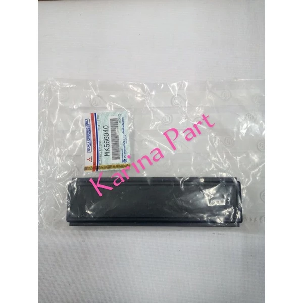 Tutup Panel AC Canter Original Mitsubishi MK566040: Solusi Masalah AC Anda