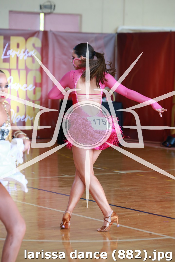 larissa dance (882).jpg