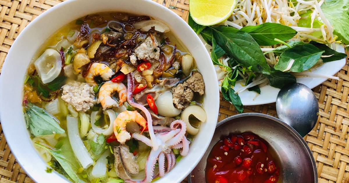 Nui nấu thập Cẩm