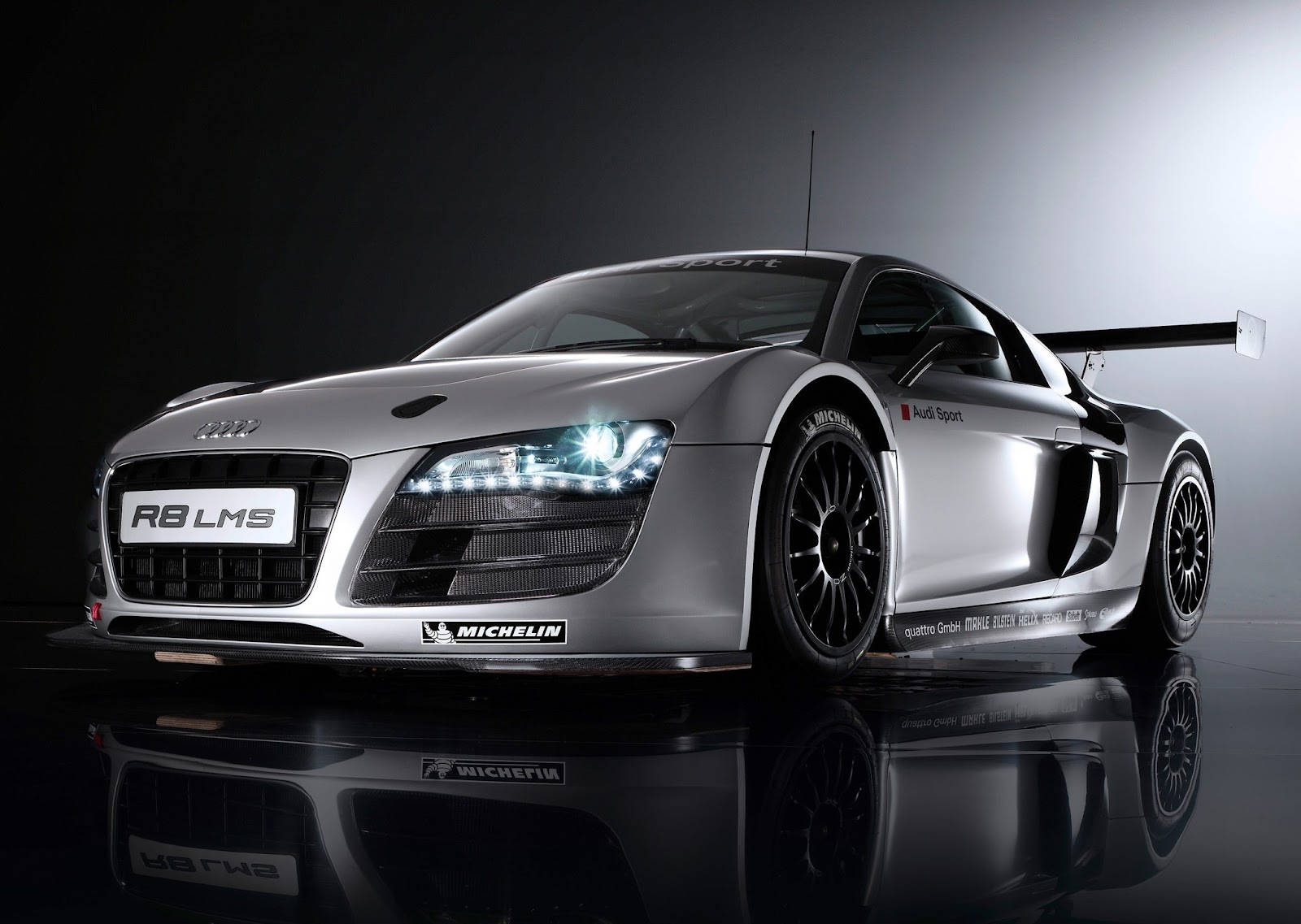 Audi R8 LMS