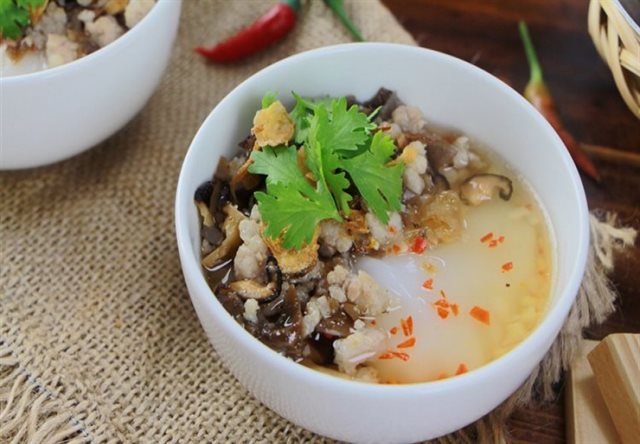Bánh Đúc Nóng Cực Thơm Ngon, Hấp Dẫn