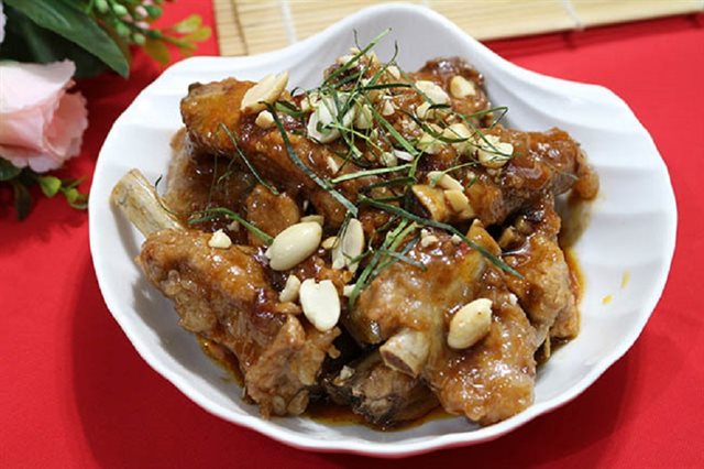 Sườn Chua Ngọt