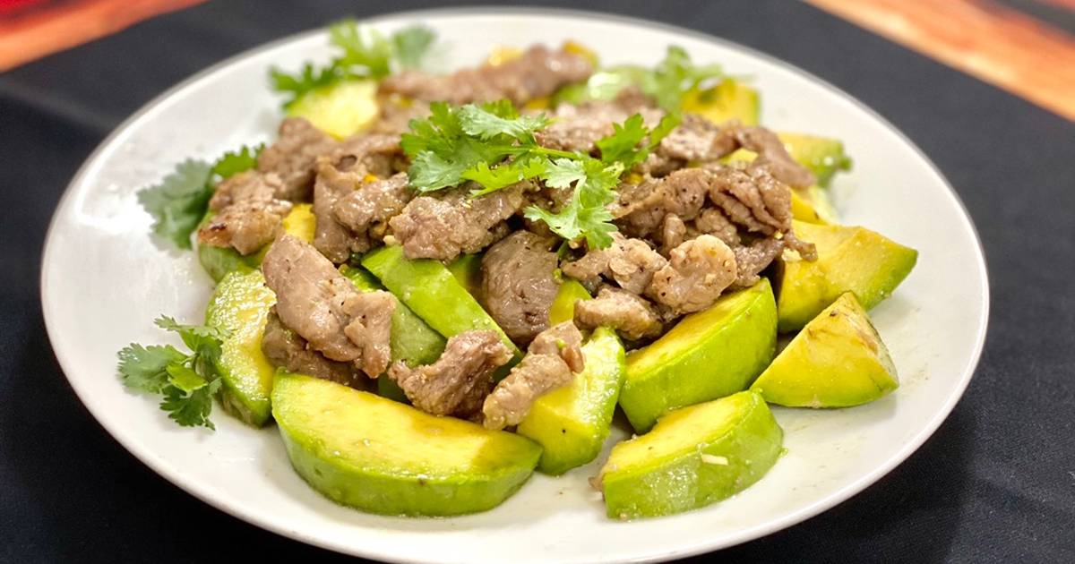 Bò xào trái bơ