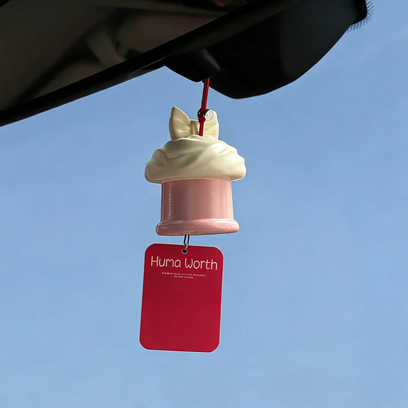 Car fragrance hanger, cake shape, room scent