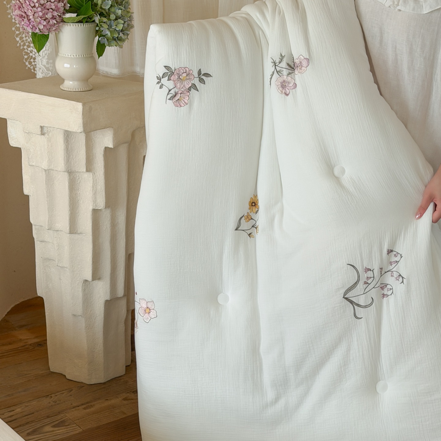 Cotton-silk blanket, 10% silk content, various sizes