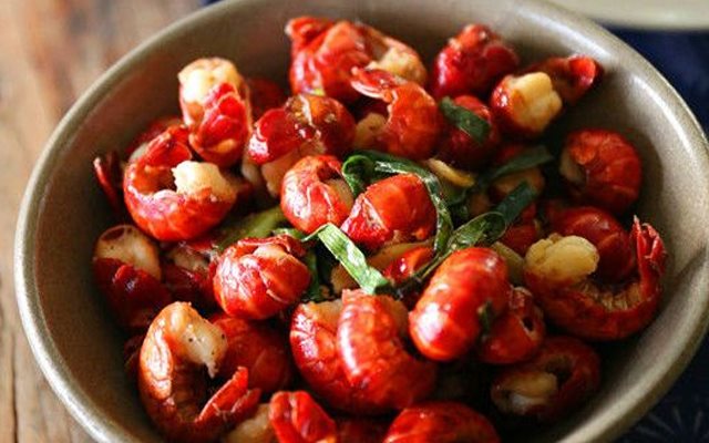 Tôm Hùm Đất Rang Muối Tiêu