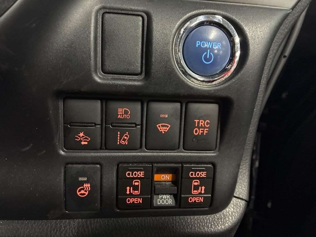 Toyota Esquire