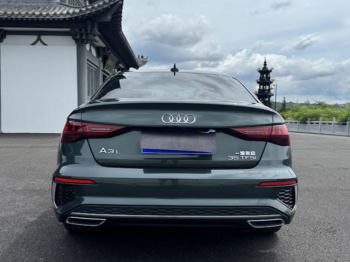 AUDI A3L