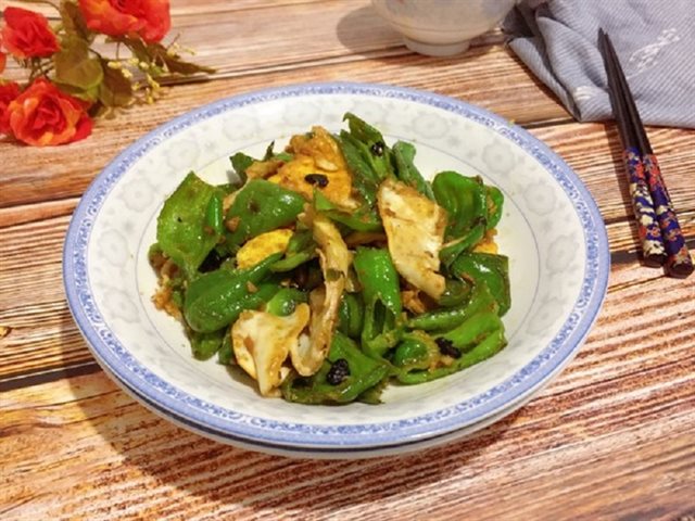 Ớt Chuông Xào Trứng