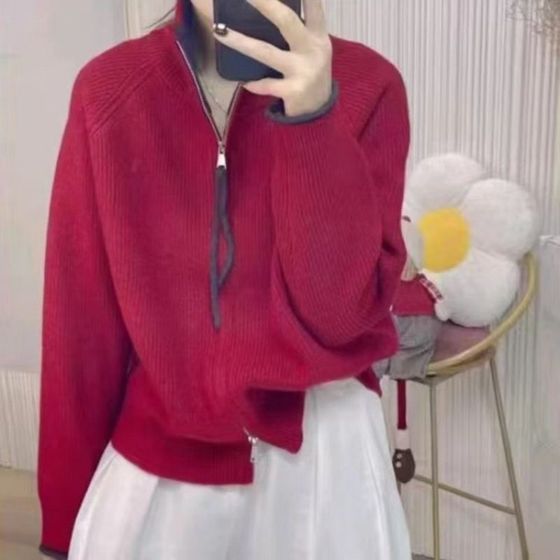 Women's cardigan with zipper and color-block design