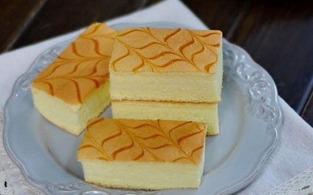 Bánh Bông Lan Trứng