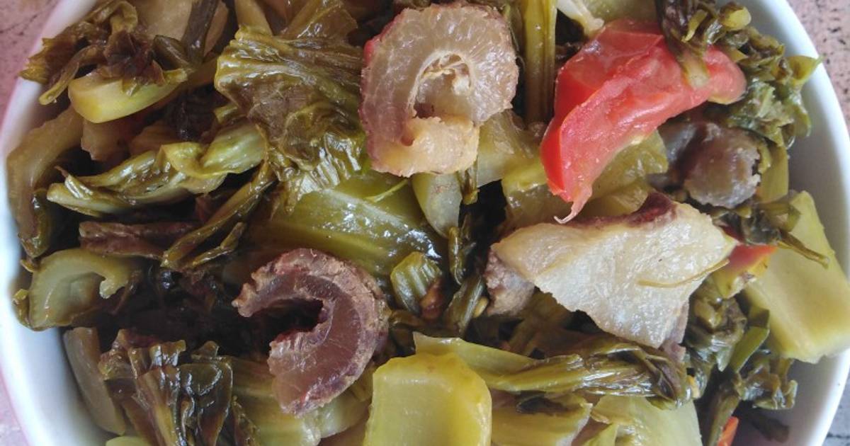 Gân bò kho dưa chua