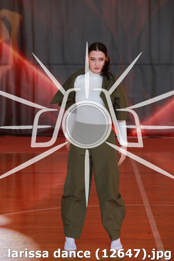 larissa dance (12647).jpg
