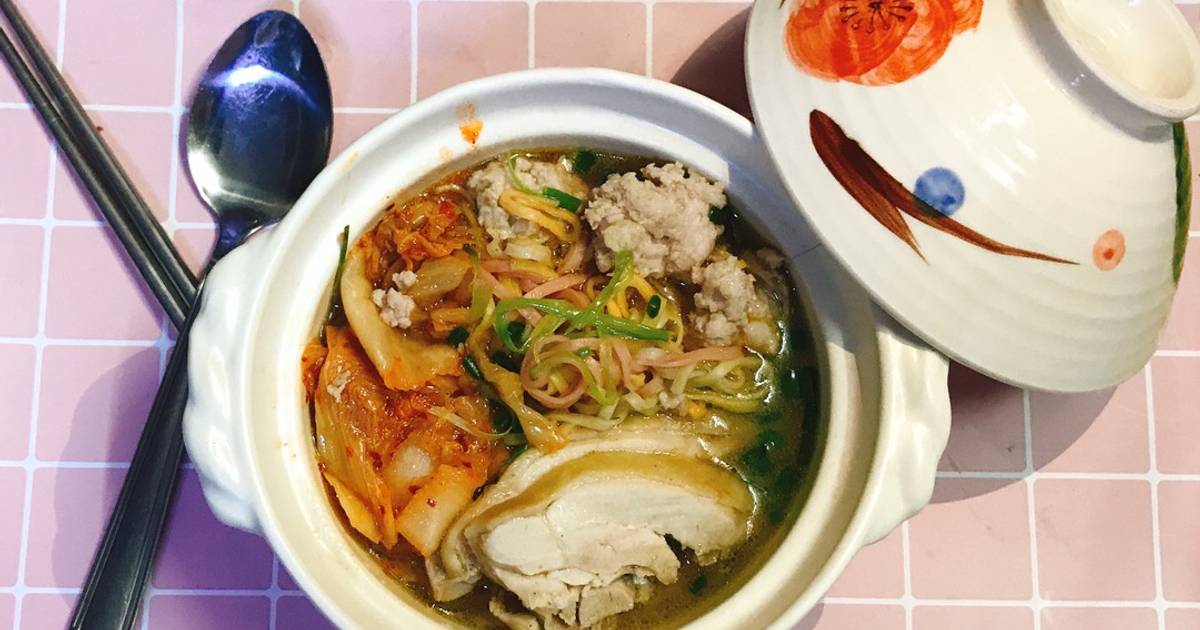 Mì gà mọc cay