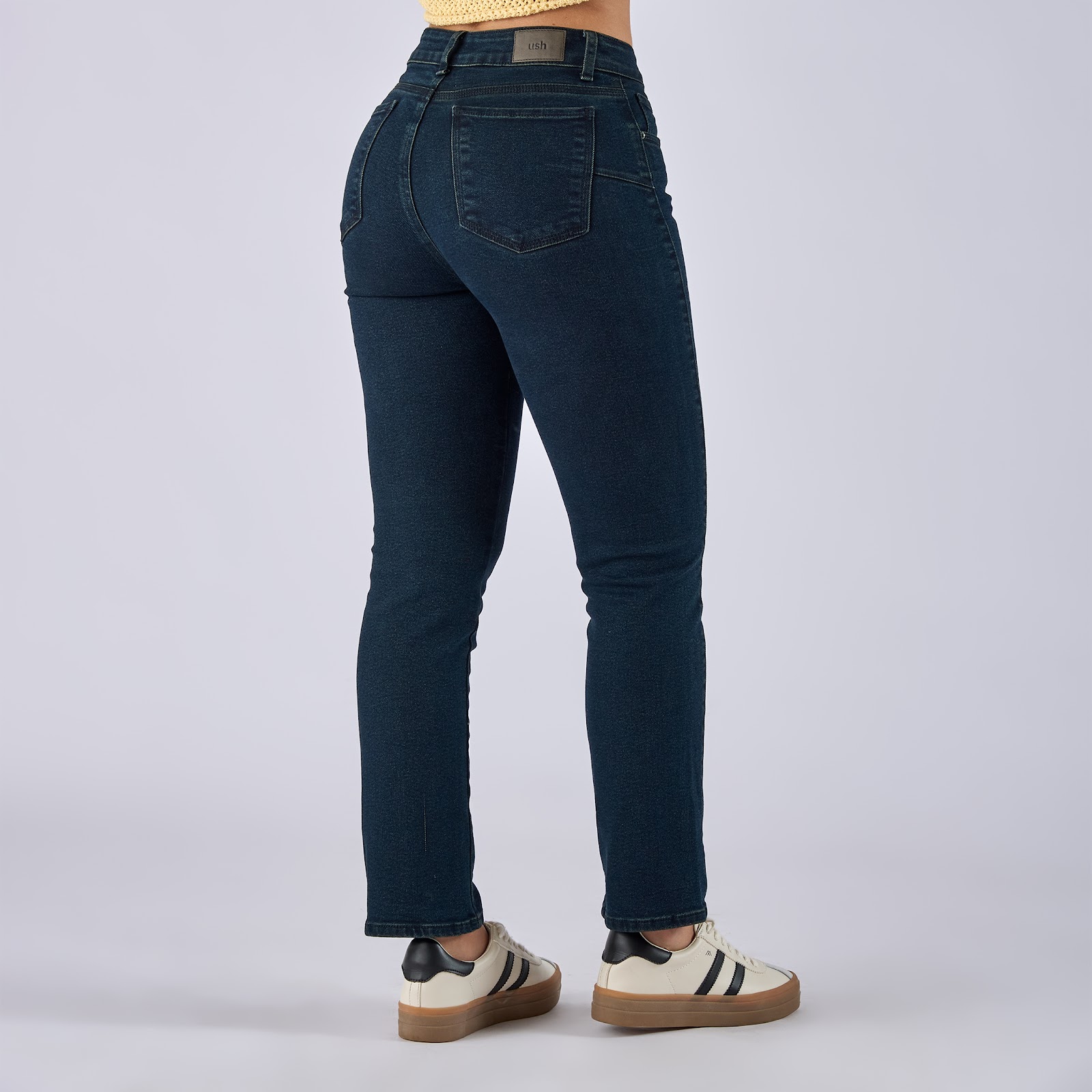 Jean straight boot licrado tiro medio en denim azul oscuro - Vista 4