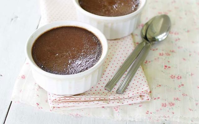 Kem Trứng Chocolate