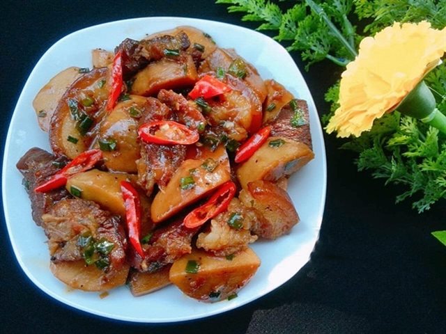 Thịt Om Khoai Sọ