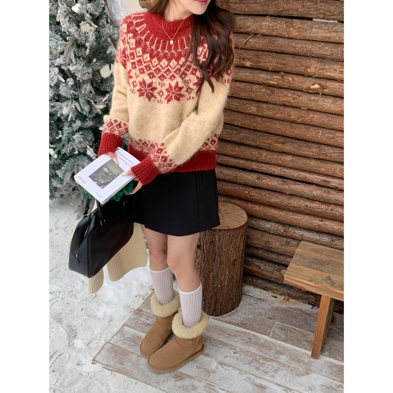 Knitted sweater with Fair-Isle pattern