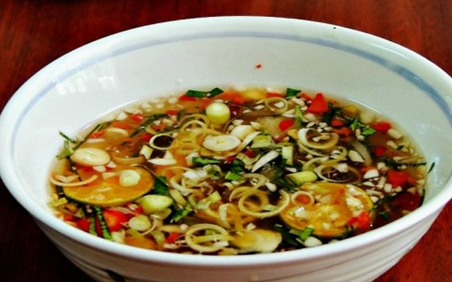Tự Làm Nước Mắm Chấm Ốc
