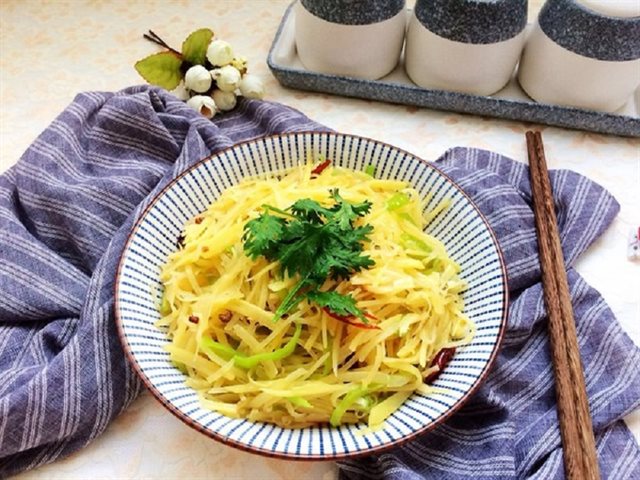 Khoai Tây Xào Ớt Cay