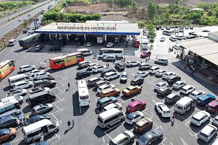 21 trạm dừng nghỉ trên cao tốc phục vụ người dân dịp 30/4 - Báo Sức Khỏe &amp; Đời Sống