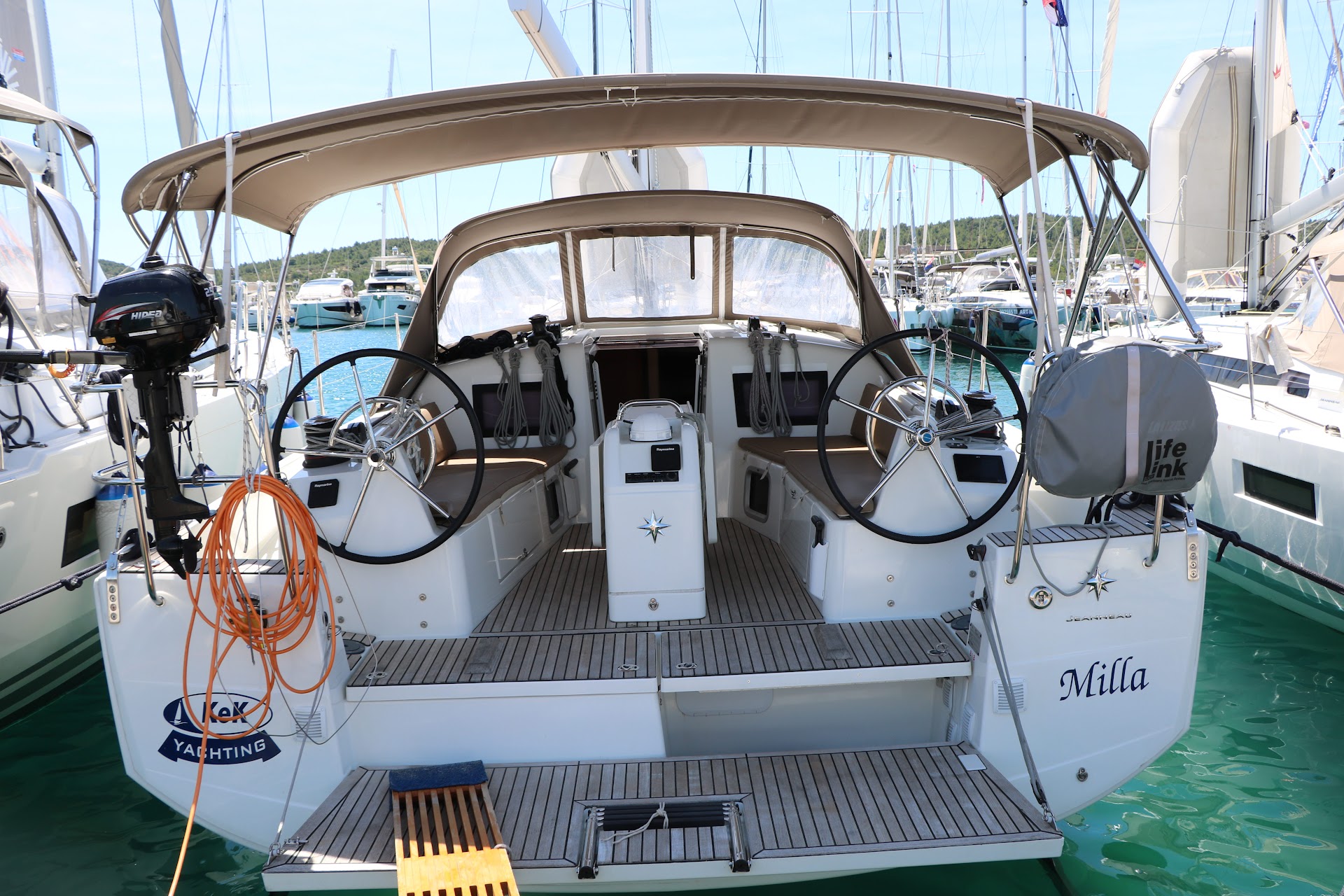 Milla, Jeanneau Sun Odyssey 410, photo 2