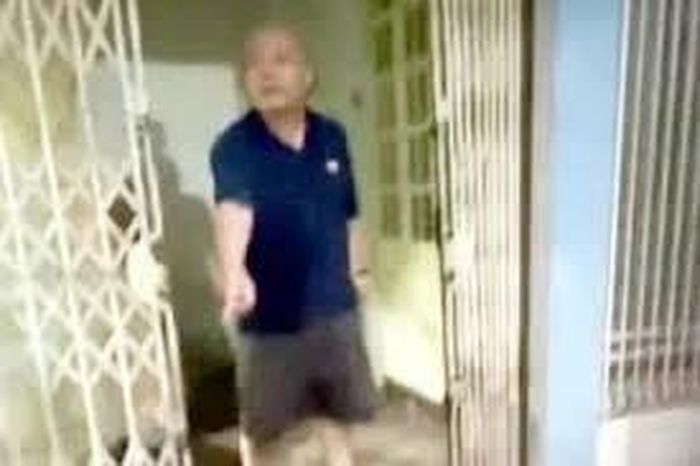 Tạm giữ người đàn ông đẩy ngã phụ nữ bế con ở Hà Nội - Chuyên trang An Ninh Thủ Đô - Báo Công an nhân dân