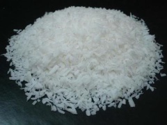Cùi dừa bào nhuyễn. Bánh mì cắt lát theo chiều ngang dày khoảng 1,5 cm.