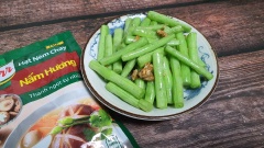 Vậy là hoàn tất món đậu que cháy tỏi. Cho đậu que cháy tỏi ra dĩa và thưởng thức thôi. Chúc các bạn thành công theo công thức này nhé.