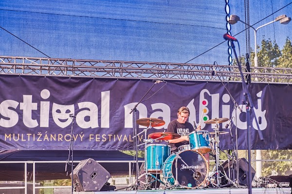 Festival na ulici 2026 - den první  (10).jpg