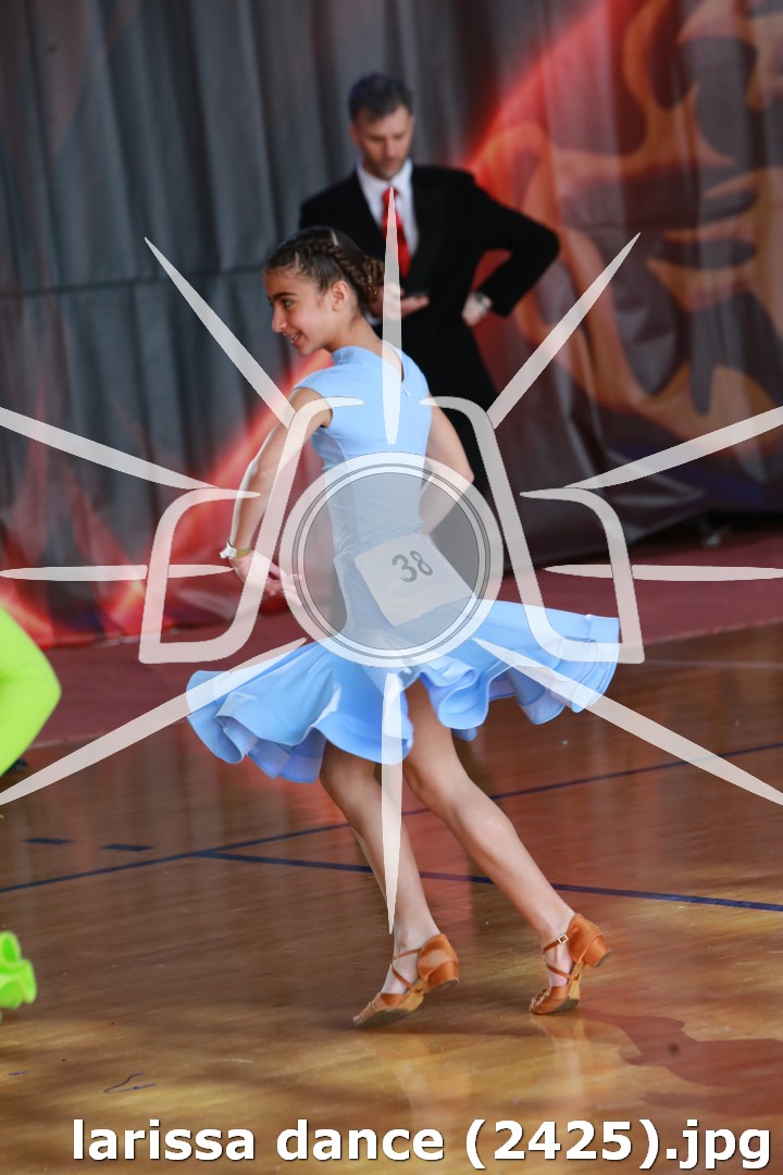 larissa dance (2425).jpg