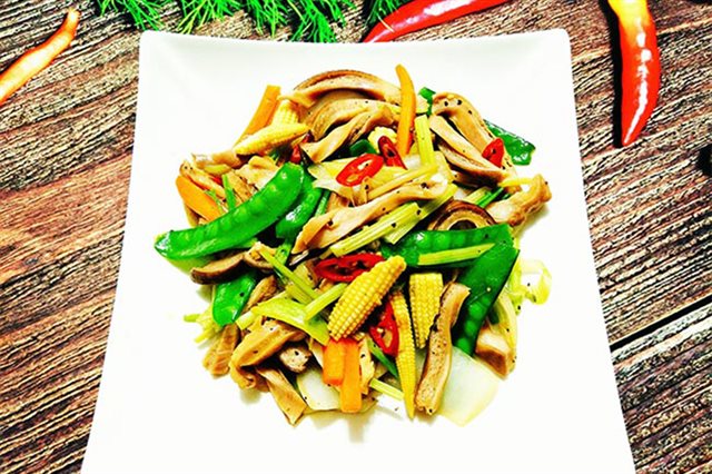 Dạ Dày Heo Xào Thập Cẩm