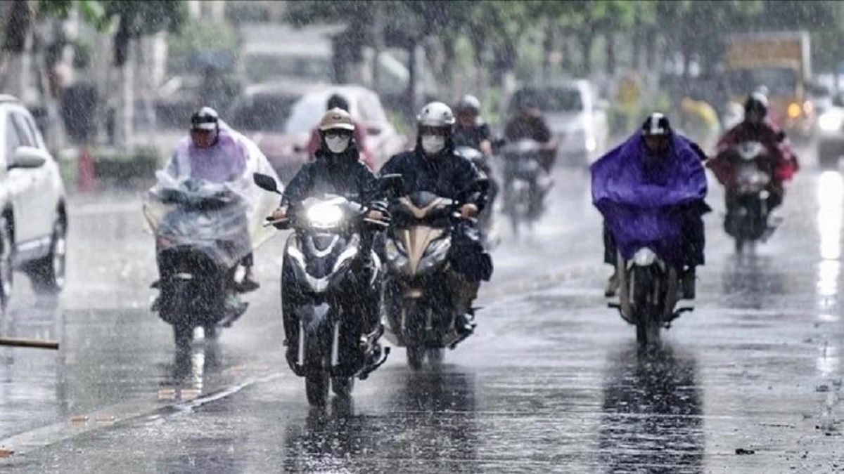 Thời tiết Hà Nội có mưa vừa, có nơi mưa to và dông - Đài Phát thanh và truyền hình Hà Nội