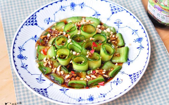 Salad Dưa Leo Đậu Phộng